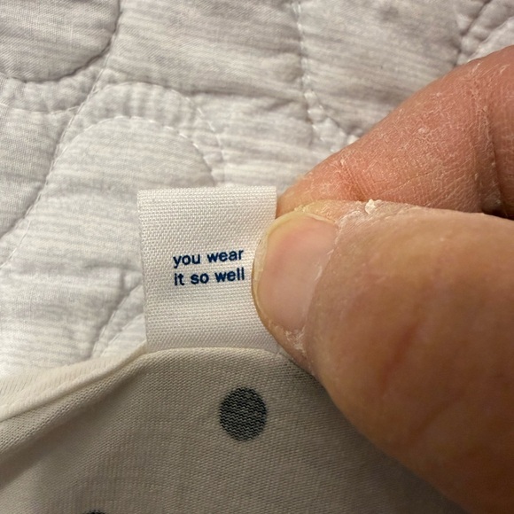 Old Navy Short Sleeve Luxe Button Up Blouse Top 100% Rayon Viscose M Polka Dots - Picture 5 of 8